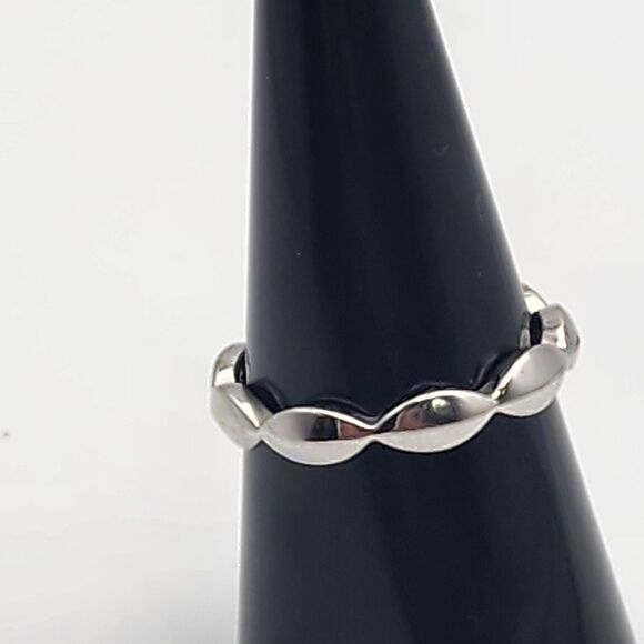 Ross-Simons Sterling Silver Stacker Ring (7.75) - Picture 2 of 6